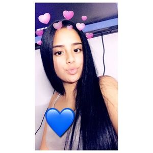 Meet your Posher, Isabel